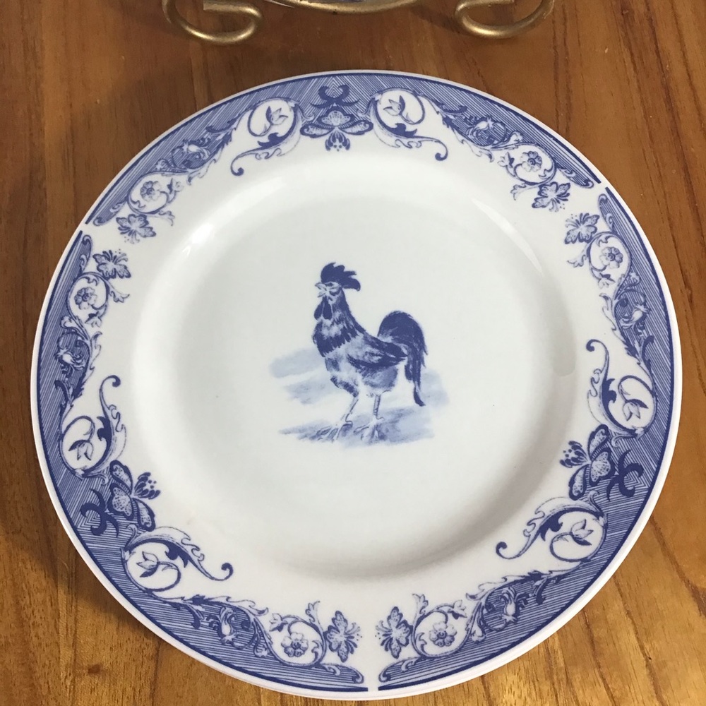 Mulberry Home Collection Rooster Plates - Picture 2 of 3